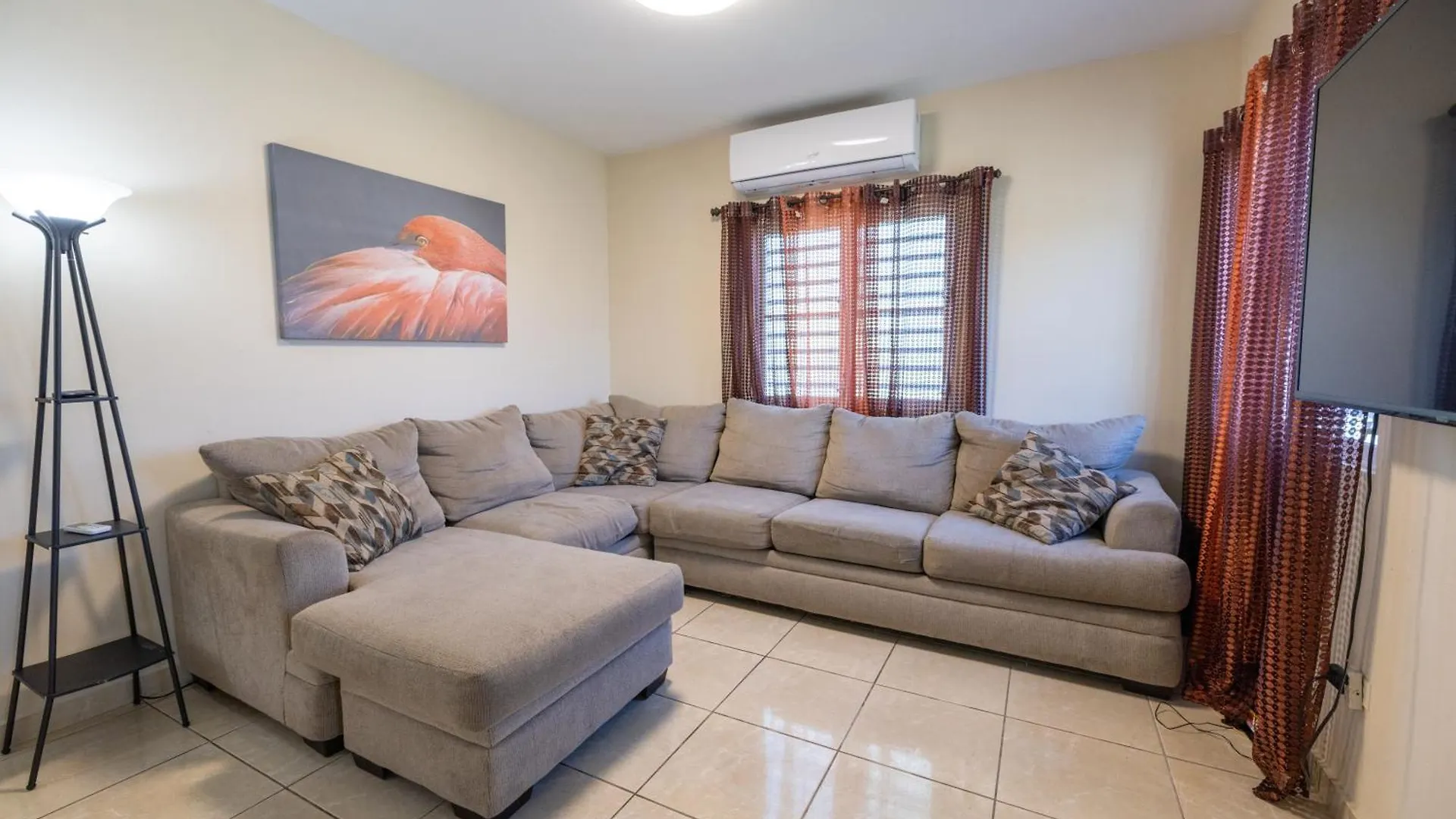 فيلا Arenales Vacational House إيزابيلا بيت للعطل