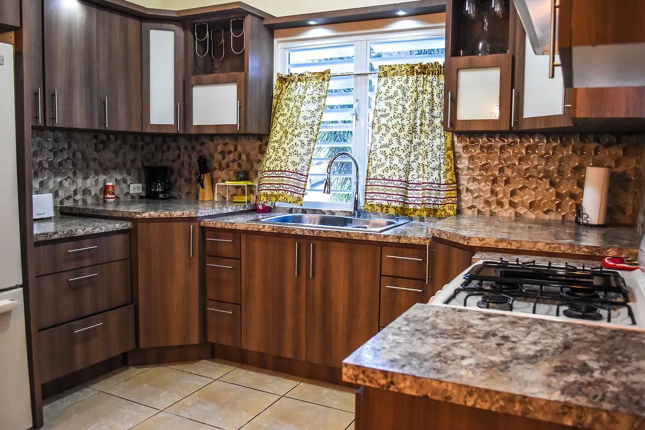 فيلا Arenales Vacational House إيزابيلا بورتوريكو