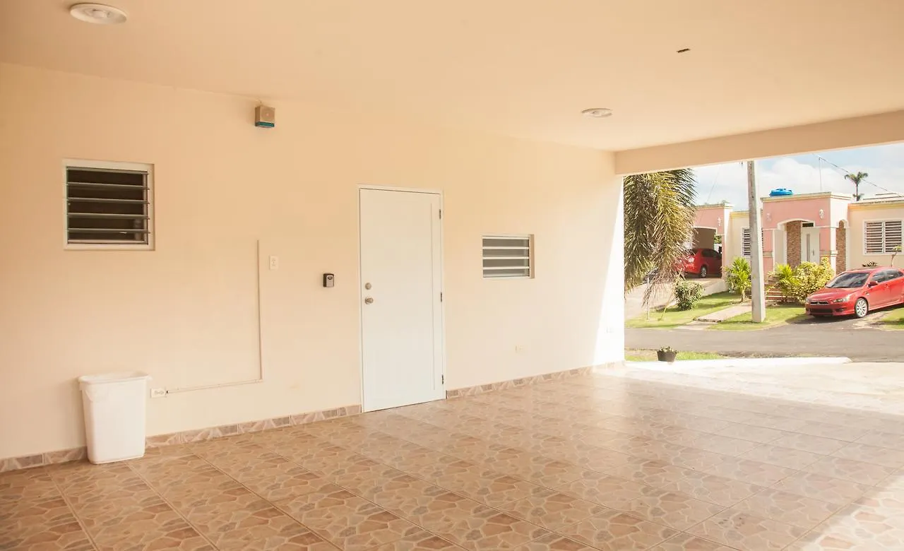 فيلا Arenales Vacational House إيزابيلا بيت للعطل